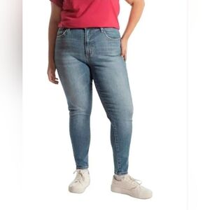 Universal Thread Medium Blue Skinny Jeans